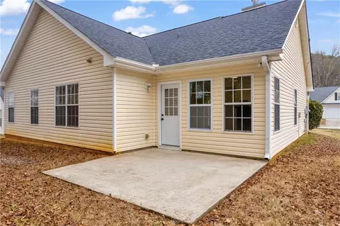 Exterior - 260 Lassiter Dr, Covington, GA 30016 photo 4 of 5