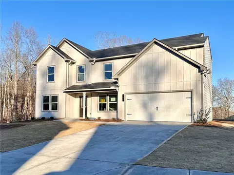 269 Fox Creek Dr, Braselton, GA 30517