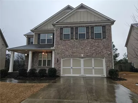 2368 Misty Ivy Ct, Buford, GA 30519