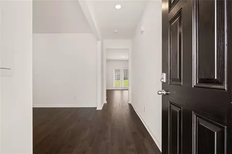 Entry Way - 175 Amberjack Trl, Covington, GA 30016 photo 5 of 8