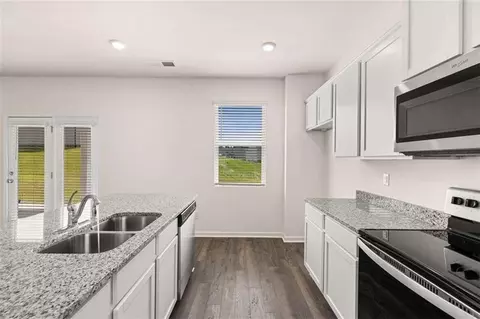 Kitchen - 175 Amberjack Trl, Covington, GA 30016 photo 1 of 2