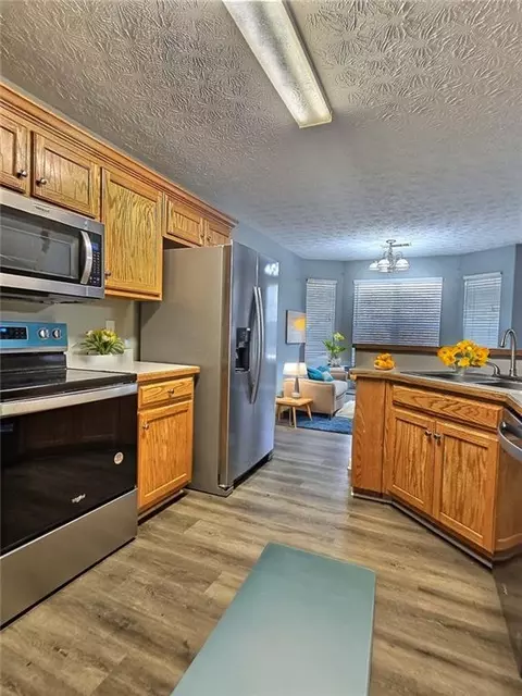 180 Cheyenne Dr, Covington, GA 30016 photo 9