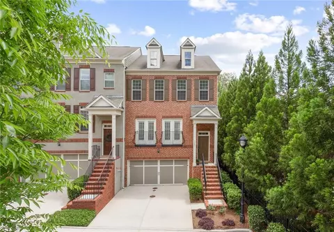 3261 Ferncliff Ln, Atlanta, GA 30324