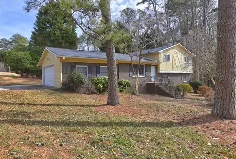 1533 Harbour Oaks Rd, Tucker, GA 30084