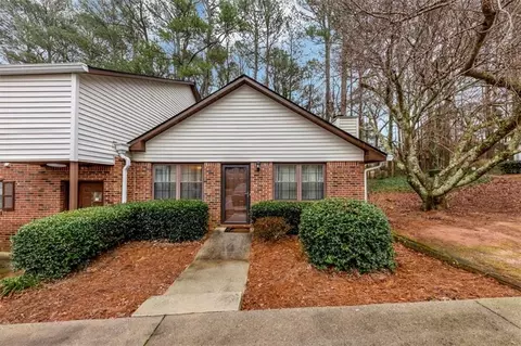 5863 Wintergreen Rd, Norcross, GA 30093