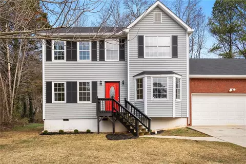 4390 Allgood Pl, Stone Mountain, GA 30083