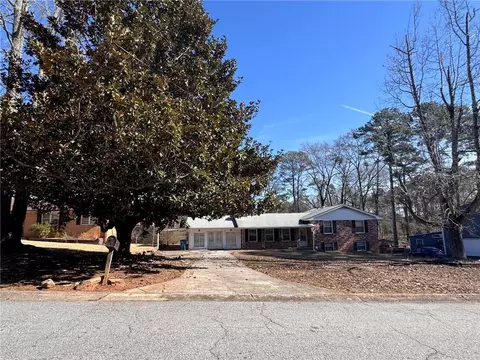 7480 Ambassador Dr, Riverdale, GA 30296