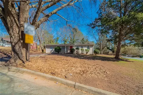 16 Bromack Dr SE, Atlanta, GA 30315
