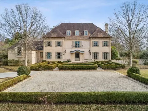 2631 Habersham Rd NW, Atlanta, GA 30305