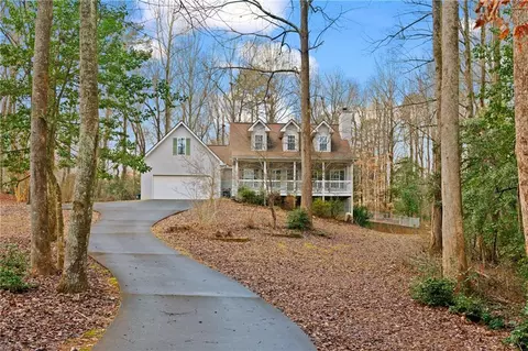 132 Deerfield Cir, Mount Airy, GA 30563