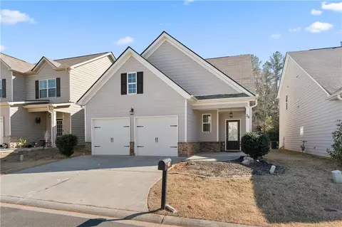 36 Celtic Ct, Adairsville, GA 30103