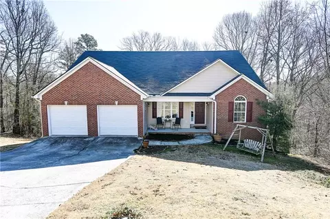 160 Granny Smith Dr SE, Calhoun, GA 30701