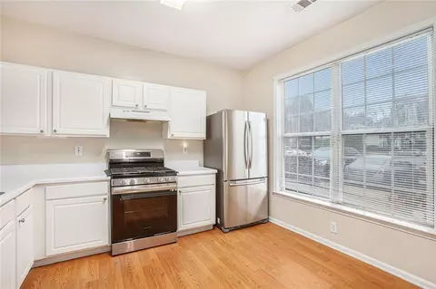 3712 Berkeley Xing, Duluth, GA 30096 photo 7