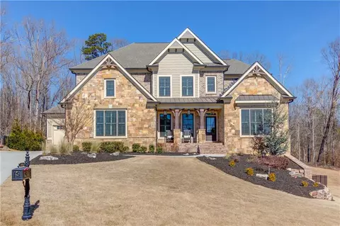 3951 Meadowland Dr, Jefferson, GA 30549