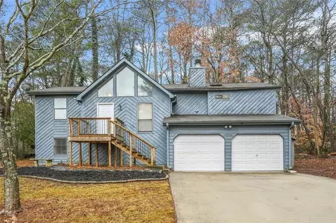 4006 Maxanne Dr NW, Kennesaw, GA 30144