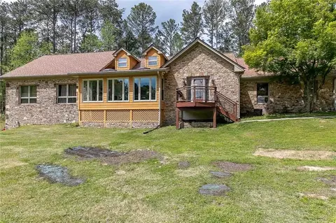 1907 Old Loganville Rd, Loganville, GA 30052