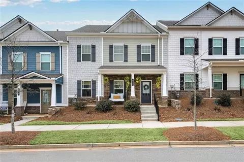 532 Green St, Lawrenceville, GA 30046