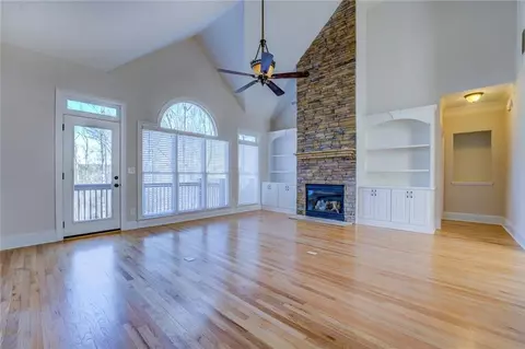 Living - 45 Kinloch Ct, Covington, GA 30014 photo 9 of 20