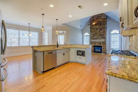 Kitchen - 45 Kinloch Ct, Covington, GA 30014 photo 4 of 8