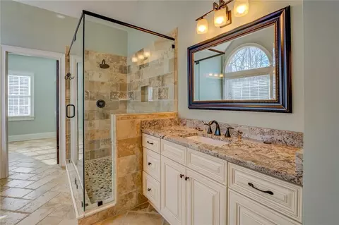 Bath - 45 Kinloch Ct, Covington, GA 30014 photo 2 of 10