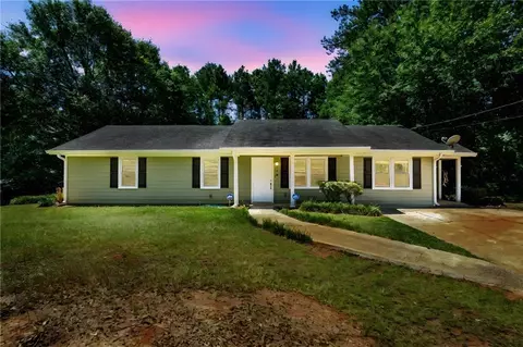 780 Navajo Trl, Covington, GA 30016