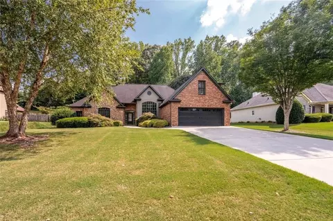 305 Mogie Ln, Acworth, GA 30102
