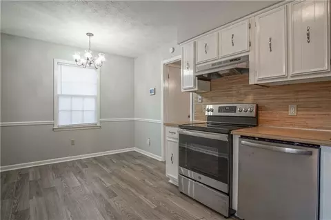 Kitchen - 107 Hearthstone Dr, Lagrange, GA 30241 photo 1 of 2