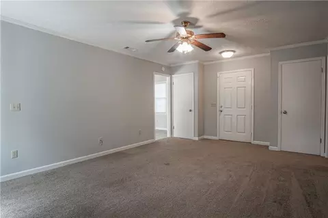 Living - 107 Hearthstone Dr, Lagrange, GA 30241 photo 2 of 3