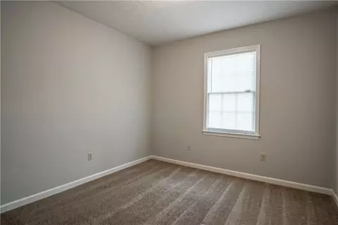 Bedroom - 107 Hearthstone Dr, Lagrange, GA 30241 photo 5 of 6