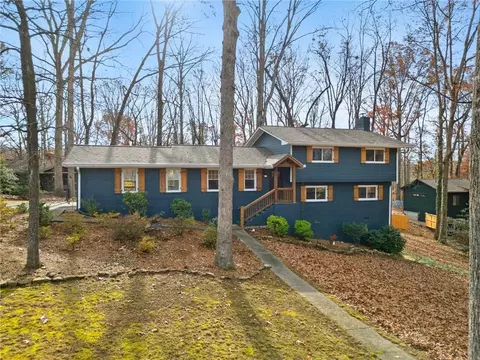 3741 Hickory Cir SE, Smyrna, GA 30080