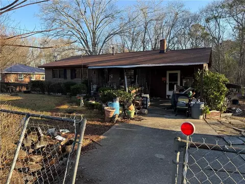 224 Hollis St, Rutledge, GA 30663