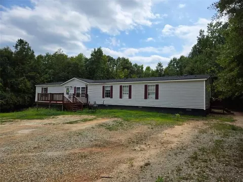 2703 Zero O Dr, Bowman, GA 30624