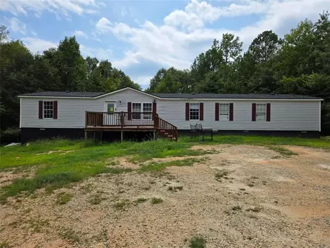 Exterior - 2703 Zero O Dr, Bowman, GA 30624 photo 2 of 4