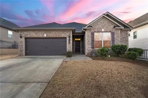554 Lance View Ln, Lawrenceville, GA 30045