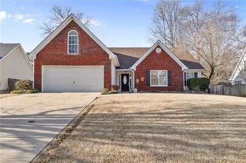 1020 Sunhill Dr, Lawrenceville, GA 30043