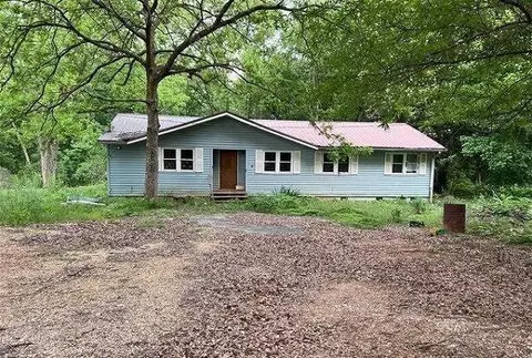 150 Pounds Rd, Tallapoosa, GA 30176