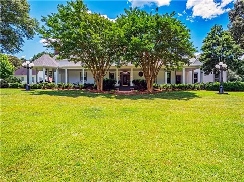 1820 Walker Rd SW, Conyers, GA 30094