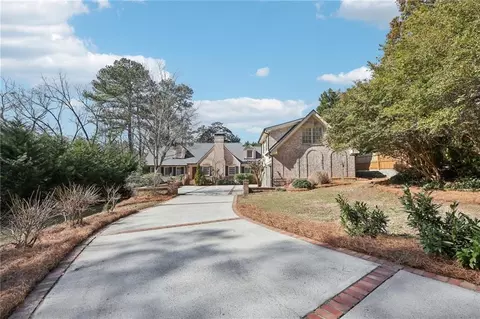 3930 Peachtree Dunwoody Rd NE, Atlanta, GA 30342