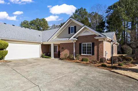 2142 Arbor Oaks Dr #2, Marietta, GA 30062