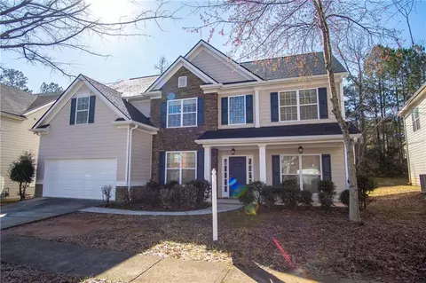 7972 Applemist Dr, Fairburn, GA 30213