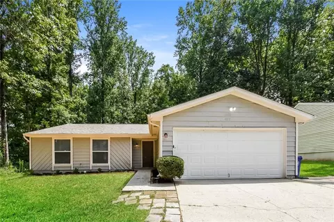 5377 Martins Crossing Rd, Stone Mountain, GA 30088