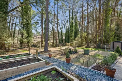 1714 Fort Valley Dr SW, Atlanta, GA 30311