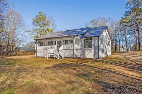 206 Hunters Ln, Powder Springs, GA 30127