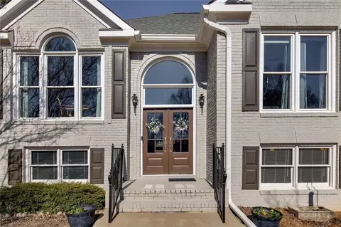409 E Point Dr, Canton, GA 30115 photo 3