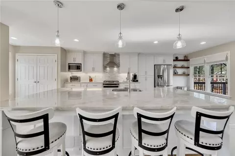 409 E Point Dr, Canton, GA 30115 photo 17