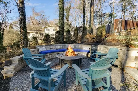 Exterior - 1974 Ellwyn Dr, Chamblee, GA 30341 photo 14 of 29
