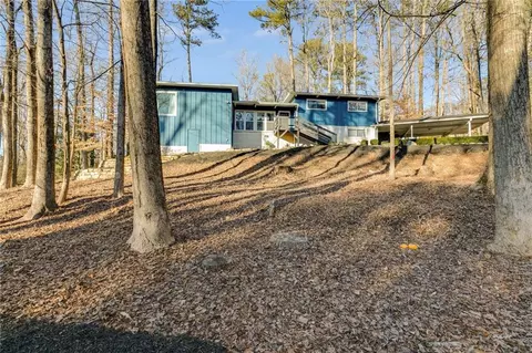 Exterior - 1974 Ellwyn Dr, Chamblee, GA 30341 photo 22 of 29
