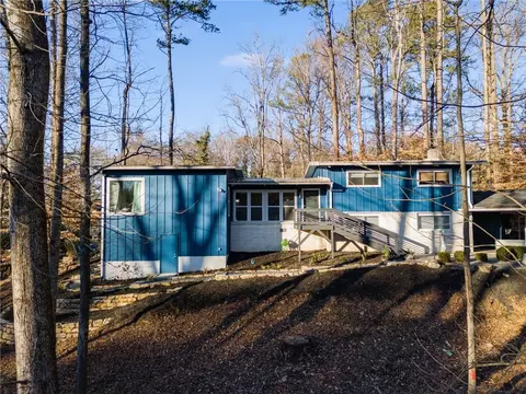 Exterior - 1974 Ellwyn Dr, Chamblee, GA 30341 photo 3 of 29