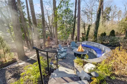 Exterior - 1974 Ellwyn Dr, Chamblee, GA 30341 photo 19 of 29