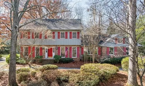 1859 Olde Village Run, Dunwoody, GA 30338